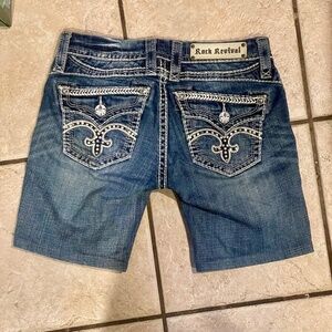 Rock Revival Bermuda Shorts Size 27